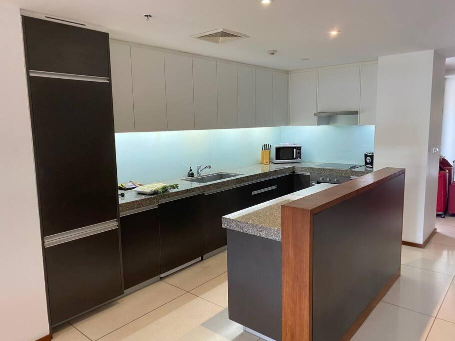 Beachfront 2 Bedroom Luxury Condo Chava Surin Екстер'єр фото